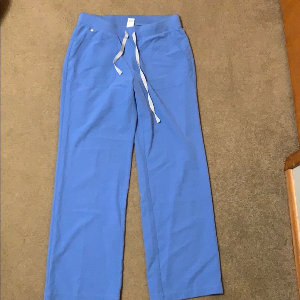 Figs small. Scrub pant.